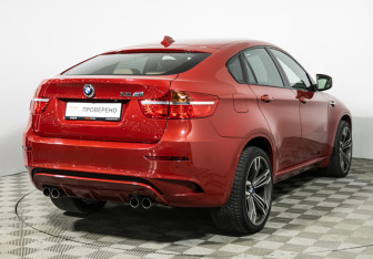 Подержанный автомобиль BMW X6 M 2011 года (5 фото)