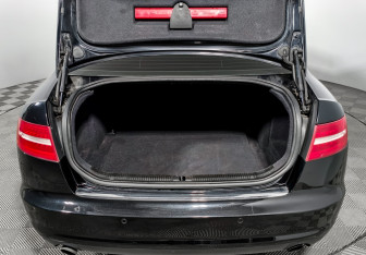 Подержанный автомобиль Audi A6 Sedan 2009 года (19 фото)