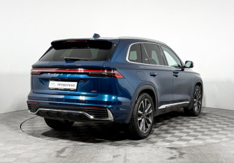 Подержанный автомобиль Geely Monjaro 2023 года (3 фото)