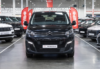 Подержанный автомобиль Citroen SpaceTourer 2022 года (2 фото)