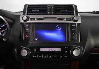 Подержанный автомобиль Toyota Land Cruiser Prado 2014 года (14 фото)