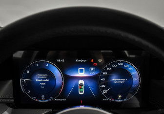 Подержанный автомобиль Hongqi H5 2024 года (21 фото)