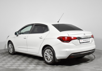 Подержанный автомобиль Citroen C4 Sedan 2016 года (7 фото)