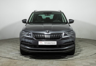 Подержанный автомобиль Skoda Karoq 2020 года (2 фото)