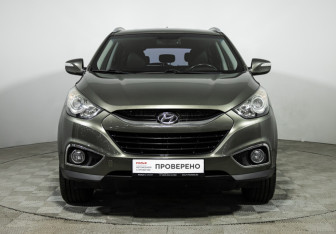 Подержанный автомобиль Hyundai ix35 2010 года (2 фото)