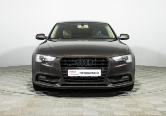 Подержанный автомобиль Audi A5 Liftback 2011 года (2 фото)