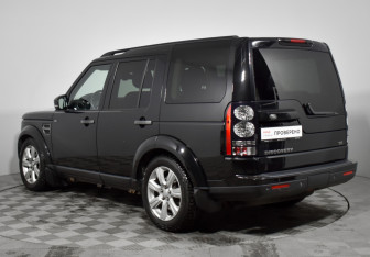 Подержанный автомобиль Land Rover Discovery 2015 года (7 фото)