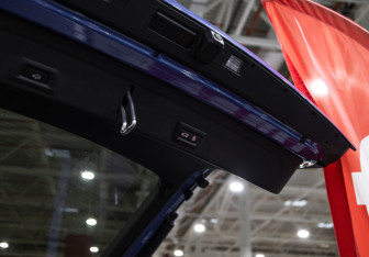 Подержанный автомобиль BMW X6 2020 года (33 фото)
