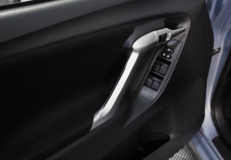 Подержанный автомобиль Toyota Verso 2010 года (18 фото)