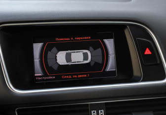 Подержанный автомобиль Audi Q5 2015 года (15 фото)