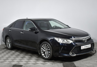 Подержанный автомобиль Toyota Camry Sedan 2016 года (3 фото)