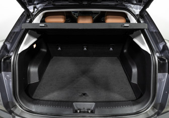 Подержанный автомобиль Omoda C5 2023 года (23 фото)