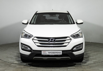 Подержанный автомобиль Hyundai Santa Fe 2015 года (2 фото)