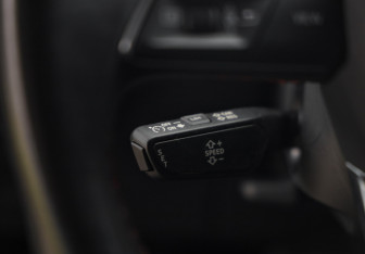 Подержанный автомобиль Audi Q5 2021 года (13 фото)