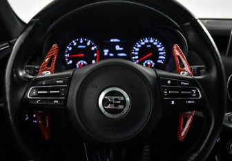 Подержанный автомобиль Kia Stinger 2019 года (17 фото)