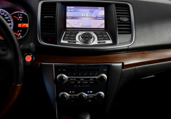 Подержанный автомобиль Nissan Teana 2009 года (15 фото)