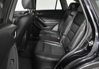Подержанный автомобиль Mazda CX-5 2013 года (11 фото)