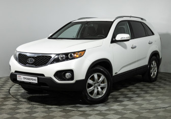 Подержанный автомобиль Kia Sorento 2012 года (1 фото)
