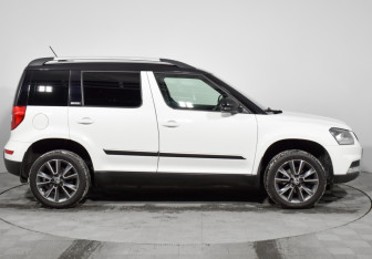 Подержанный автомобиль Skoda Yeti 2017 года (4 фото)