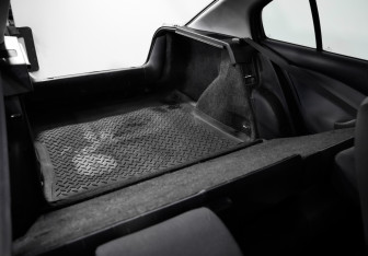 Подержанный автомобиль Skoda Octavia Liftback 2006 года (19 фото)