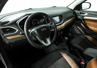 Подержанный автомобиль LADA (ВАЗ) Vesta Sedan 2024 года (11 фото)