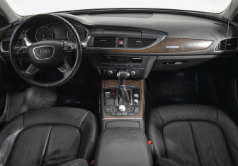 Подержанный автомобиль Audi A6 allroad 2013 года (13 фото)