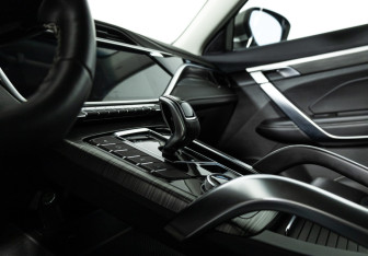 Подержанный автомобиль Geely Atlas Pro 2023 года (19 фото)
