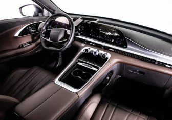 Подержанный автомобиль Exeed TXL 2024 года (14 фото)