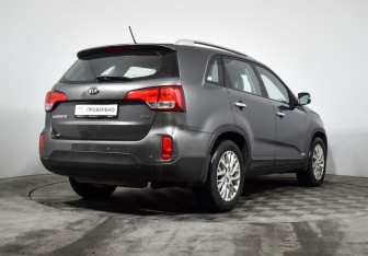 Подержанный автомобиль Kia Sorento 2020 года (5 фото)