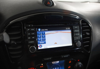 Подержанный автомобиль Nissan Juke Nismo 2013 года (12 фото)