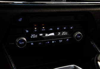 Подержанный автомобиль Nissan Murano Suv 2019 года (16 фото)