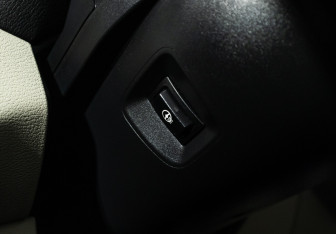 Подержанный автомобиль BMW X1 2020 года (19 фото)