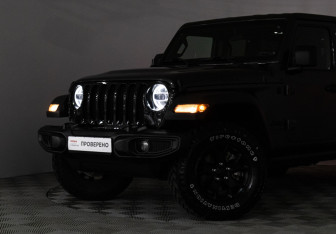 Подержанный автомобиль Jeep Wrangler 2020 года (26 фото)