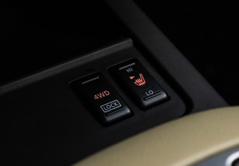 Подержанный автомобиль Nissan Murano Suv 2010 года (17 фото)