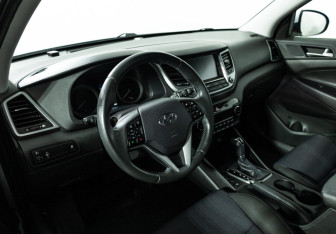 Подержанный автомобиль Hyundai Tucson 2018 года (11 фото)