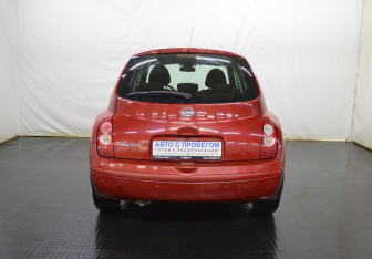 Подержанный автомобиль Nissan Micra Hatchback 2009 года (6 фото)