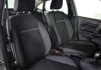 Подержанный автомобиль Ford Fiesta Sedan 2016 года (19 фото)