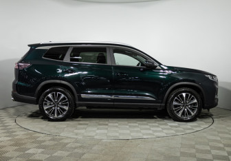 Подержанный автомобиль Chery Tiggo 8 Pro Max 2023 года (4 фото)