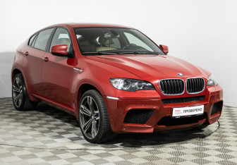 Подержанный автомобиль BMW X6 M 2011 года (3 фото)