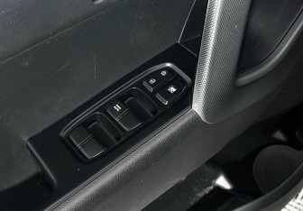 Подержанный автомобиль Hyundai Creta 2018 года (10 фото)