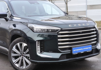 Подержанный автомобиль Exeed VX 2023 года (30 фото)