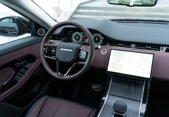 Новый Land Rover Range Rover Evoque 2025 (8 фото)