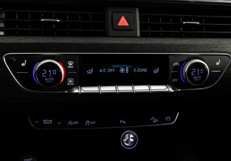 Подержанный автомобиль Audi A4 allroad 2016 года (18 фото)