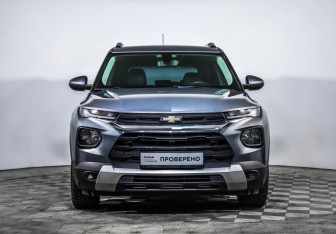 Подержанный автомобиль Chevrolet TrailBlazer 2021 года (2 фото)