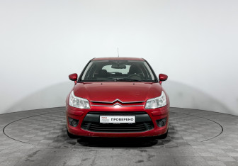 Подержанный автомобиль Citroen C4 Hatchback 2010 года (2 фото)