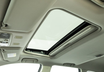 Подержанный автомобиль Mitsubishi Outlander 2022 года (20 фото)