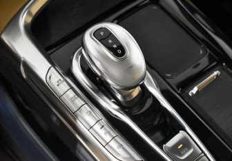 Подержанный автомобиль Voyah Free 2023 года (11 фото)