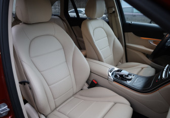 Подержанный автомобиль Mercedes-Benz GLC Coupe 2017 года (22 фото)