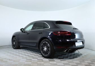 Подержанный автомобиль Porsche Macan 2014 года (8 фото)