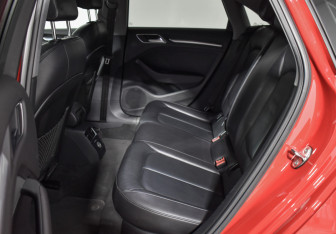 Подержанный автомобиль Audi A3 Sedan 2019 года (11 фото)